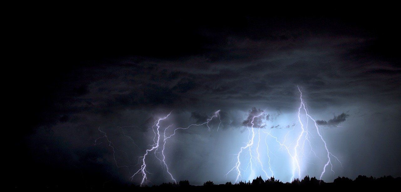 Relámpagos durante una tormenta monzónica en Arizona en Estados Unidos / Foto: Keli Black - Pixabay