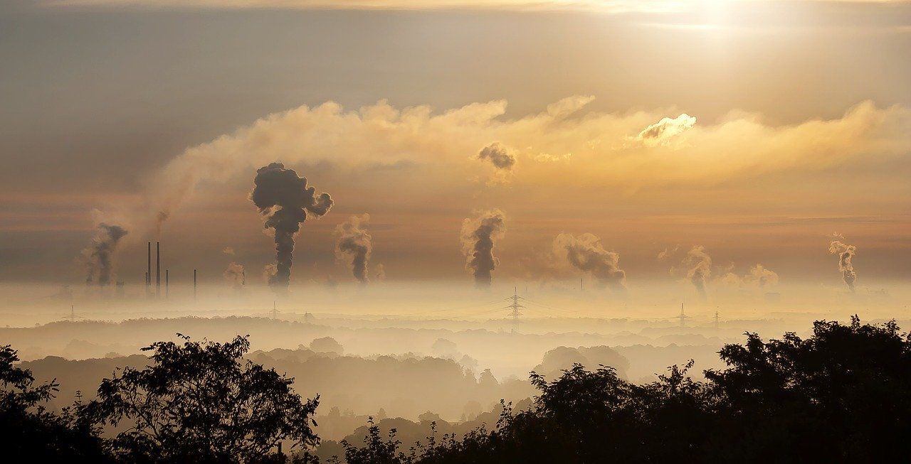 Vistas de la emisión de gases y la calidad del aire en Duisburgo, una ciudad de Renania del Norte-Westfalia, Alemania / Foto: Pixabay