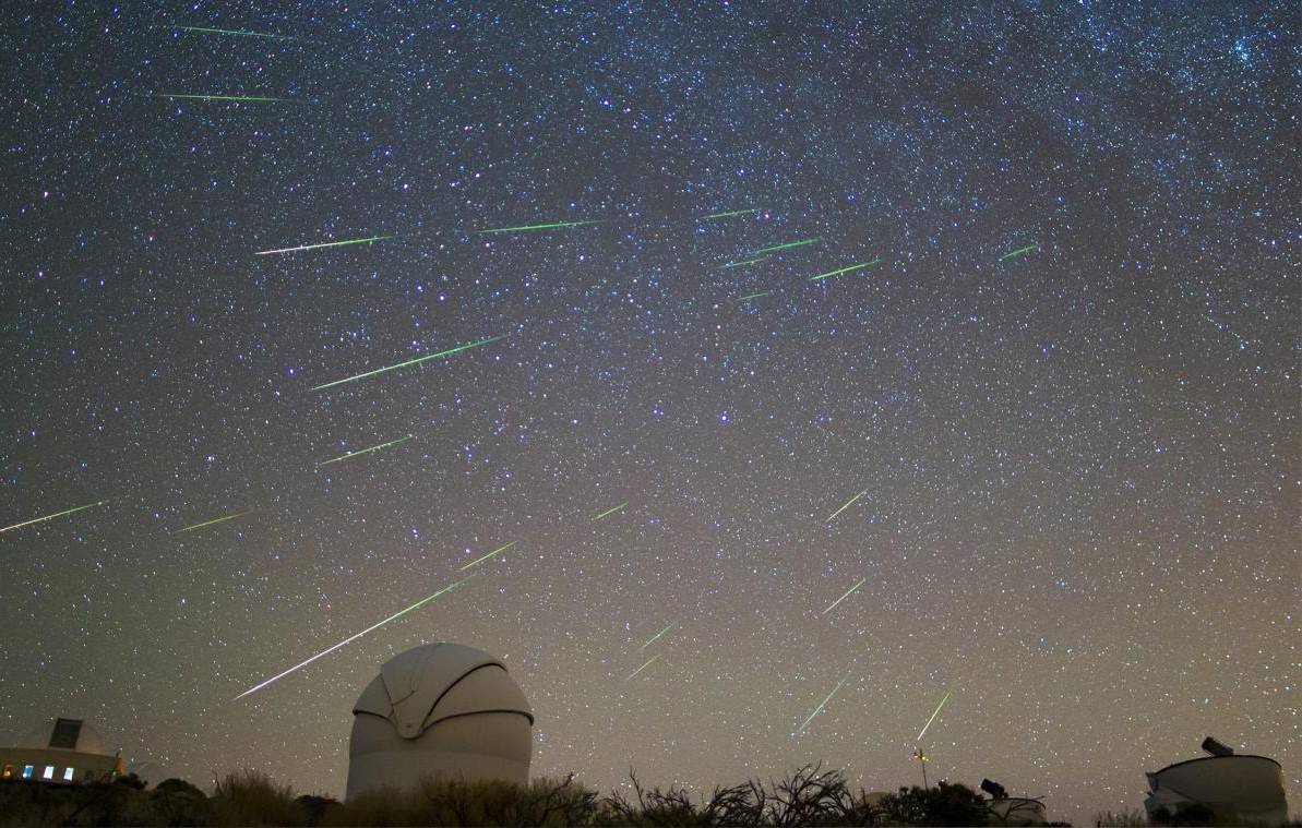 Perseidas desde el Observatorio del Teide (Tenerife) / Foto: D. Padrón (Sky-Live TV) - SINC