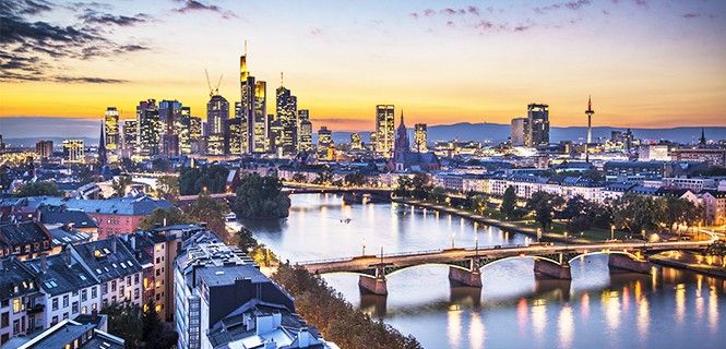 Vista panorámica de la ciudad de Frankfurt (Alemania) / Foto: Sean Pavone