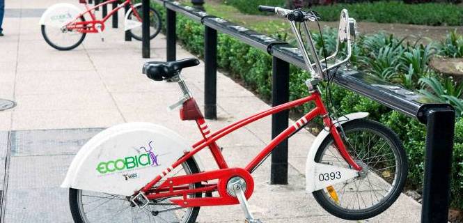 Una de las bicicletas en la estación de EcoBici en Ciudad de México / Foto: Andres Balcazar