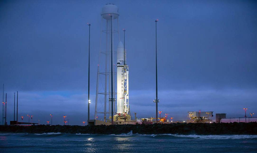 La nave 'Cygnus', con suministros para la Estación Espacial Internacional, incorporará tecnología española para reutilizar la orina de los astronautas / Foto: SINC