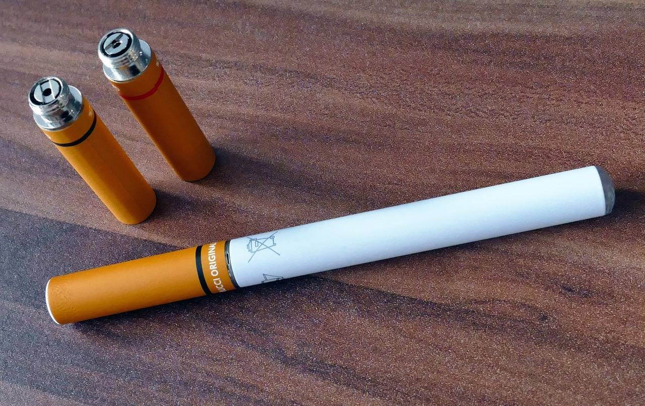 Los cigarrillos electrónicos, “constituyen la puerta de entrada a la adicción a la nicotina y al tabaquismo” / Foto: SINC