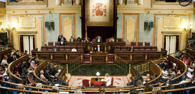 El amplio reglamento incluye 15 leyes y reales decretos legislativos / Foto: Congreso de los Diputados