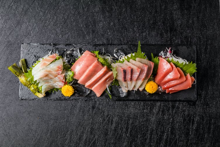 Los bancos de peces utilizados para preparar sushi tienen menos ejemplares / Foto: The Conversation