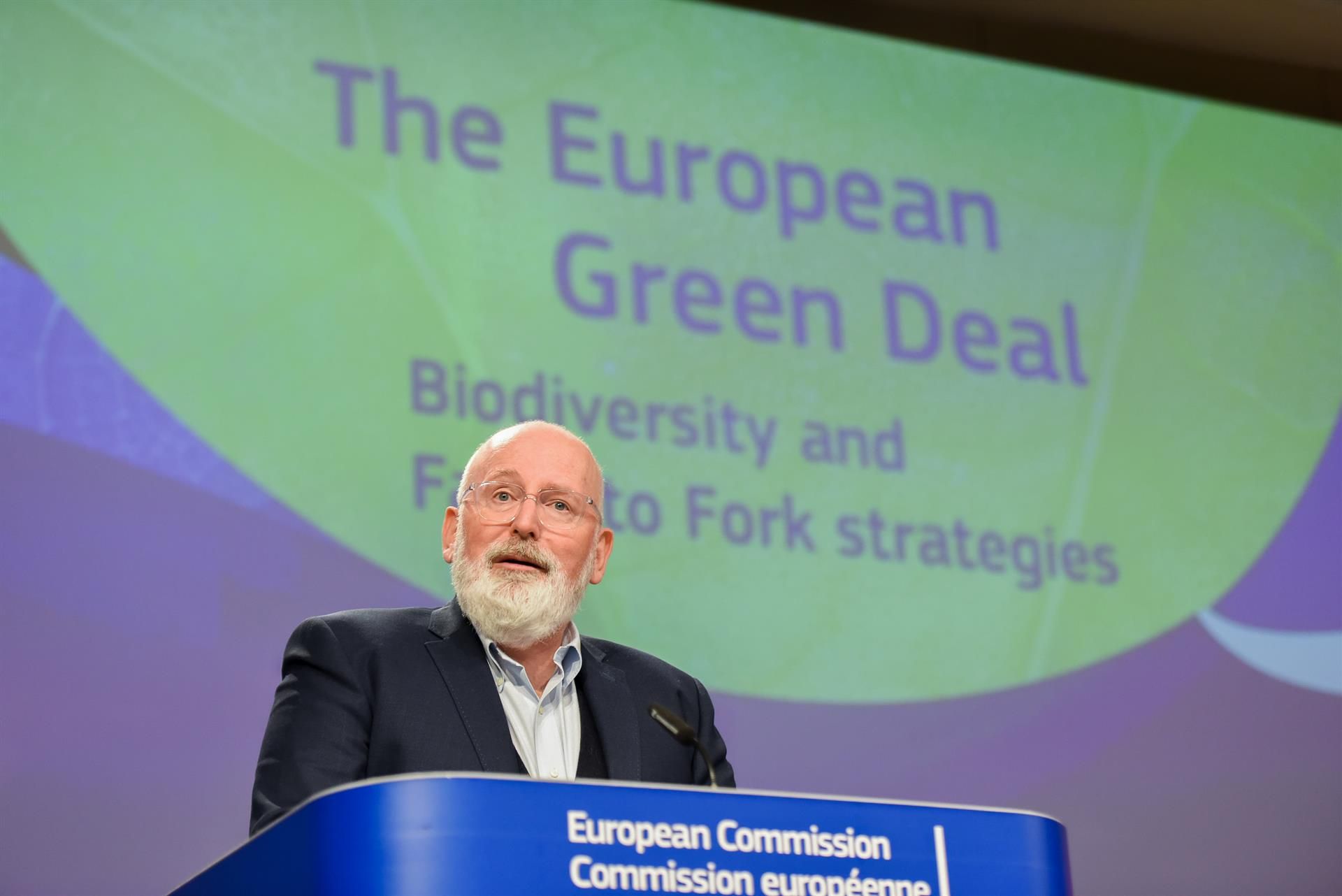 El vicepresidente de la UE, Fran Timmermans, advierte que hay vacuna para la COVID-19 pero no para la crisis del clima  / Foto: EP