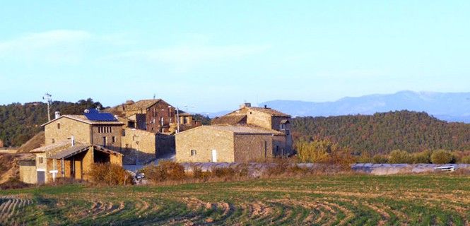 El pueblo de Vilaplana, junto al embalse de Rialb / Foto: Ajuntament Baronia de Rialb
