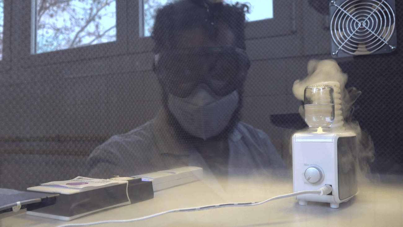 El biosensor prototipo usa anticuerpos específicos capaces de detectar el coronavirus en el aire / Foto: SINC