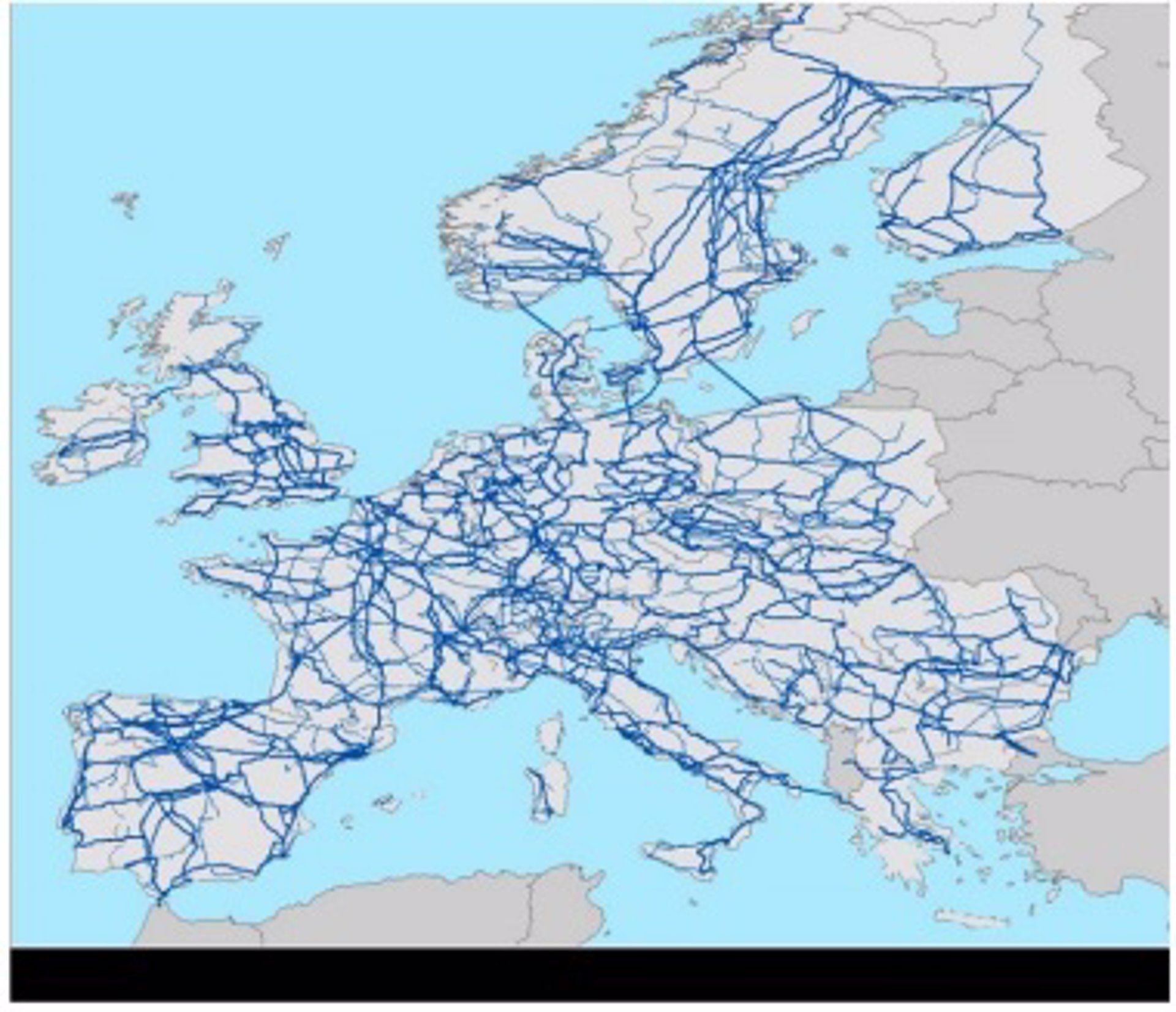 Mapa de la red de distribución eléctrica en Europa que podría convertirse en corredores ecológicos / Imagen: EP