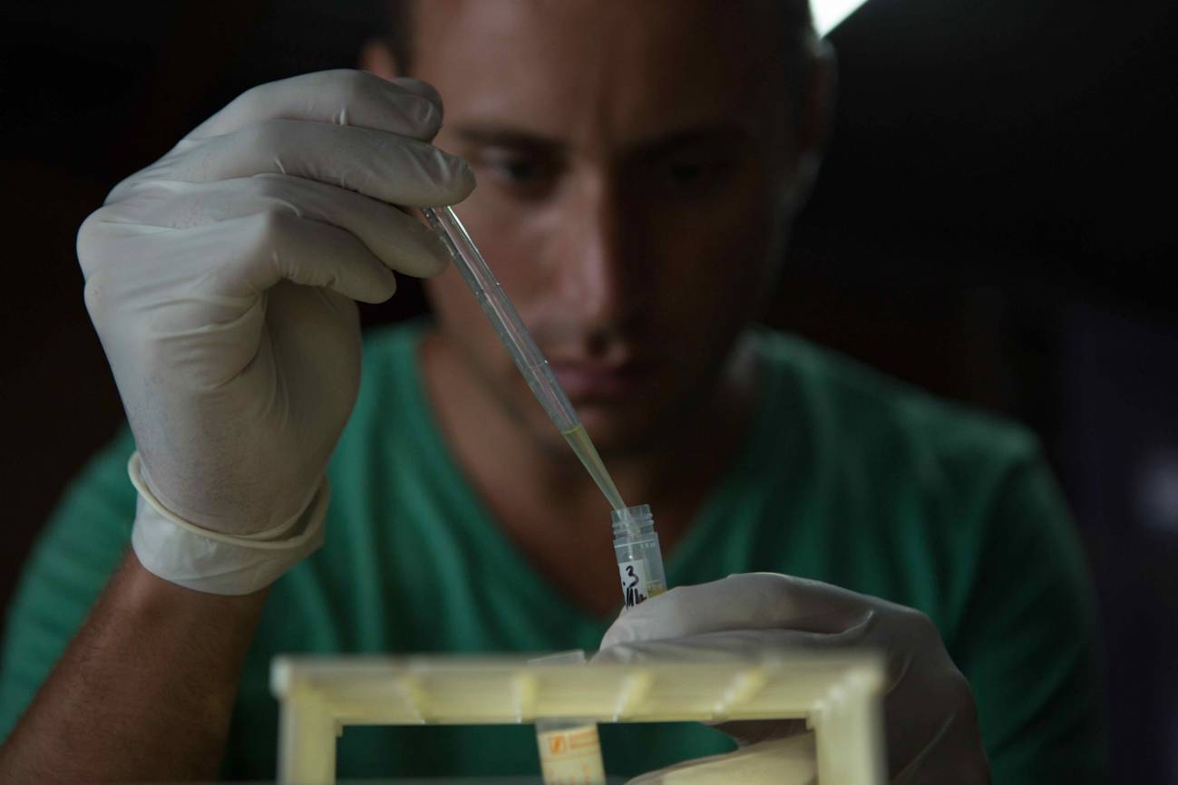 Christopher Golden es uno de los epidemiólogos que ya piensan en los patógenos de la próxima pandemia / Foto: SINC
