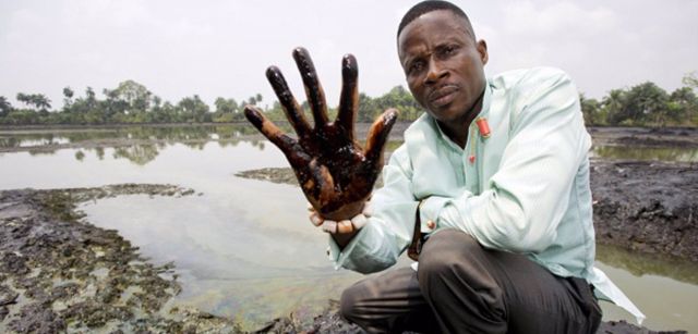 Uno de los vertidos de la petrolera Shell en el Delta del Niger, Nigeria / Foto: EP