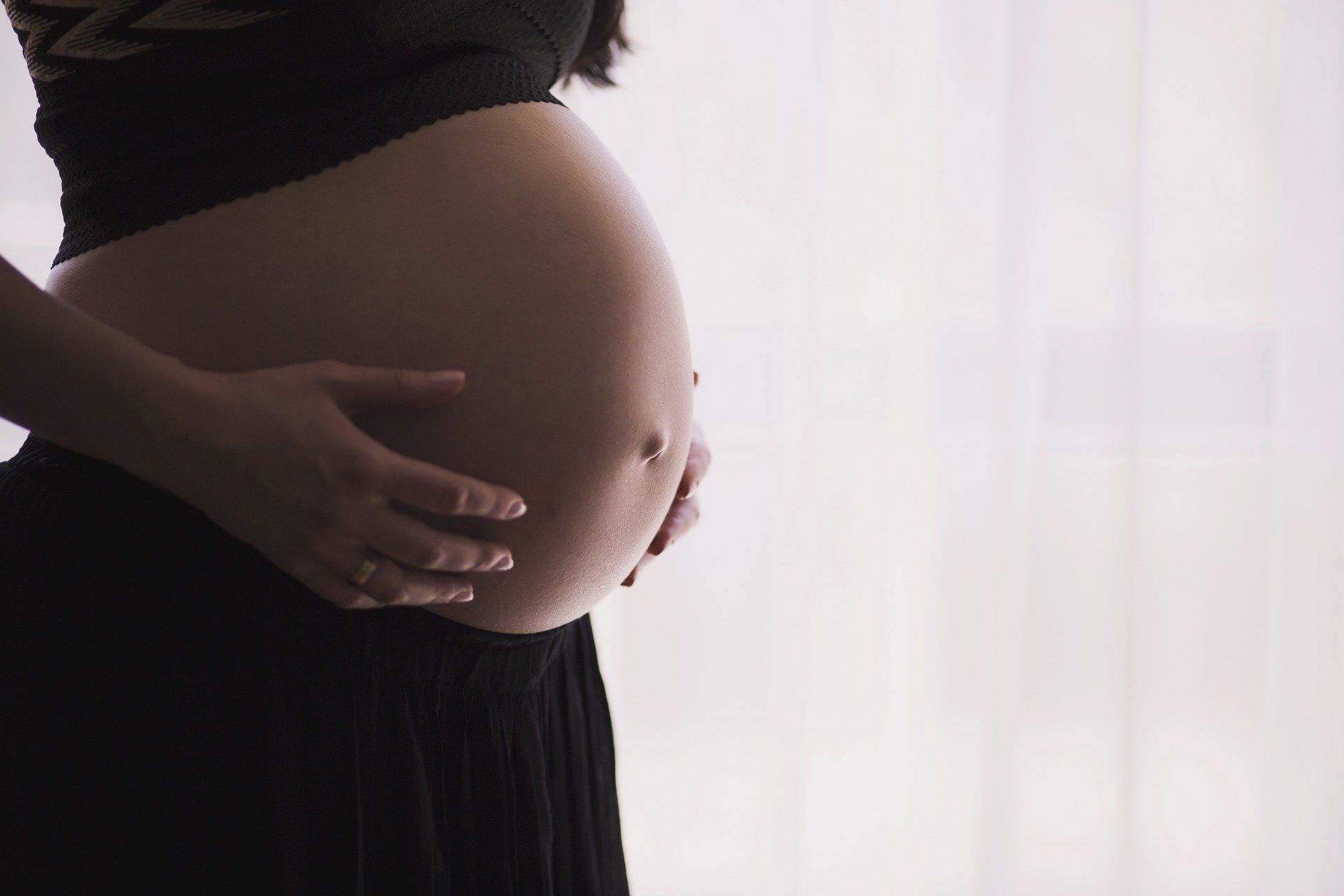 Los problemas de peso infantil pueden originarse durante el embarazo / Foto: Pixabay