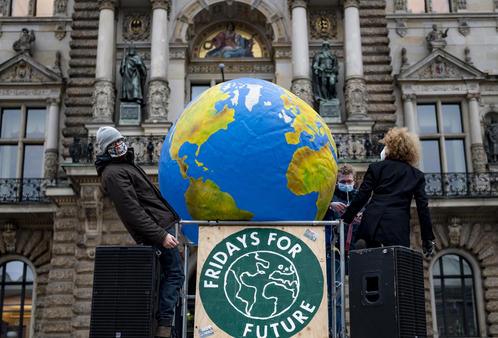 Una acción de Fridays For Future.  Jóvenes vuelven a manifestarse / Foto: EP