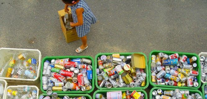 Cada habitante hace por su cuenta todo el proceso de recogida de reciclaje / Foto: Timothy Takemoto - Flickr