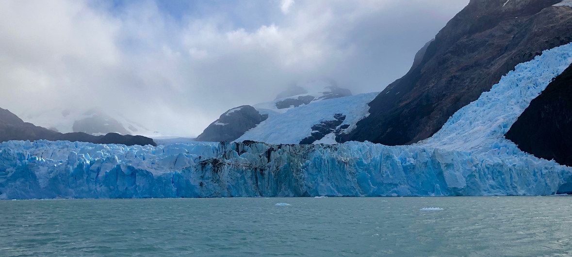 Vista panorámica del glaciar Upsala en Argentina. Cambio climático / Foto: UN