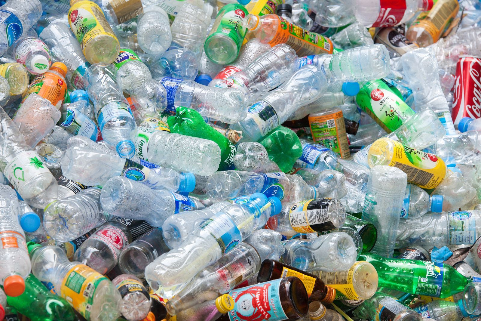 Acumulación de residuos plásticos después de su recogida / Foto: EP